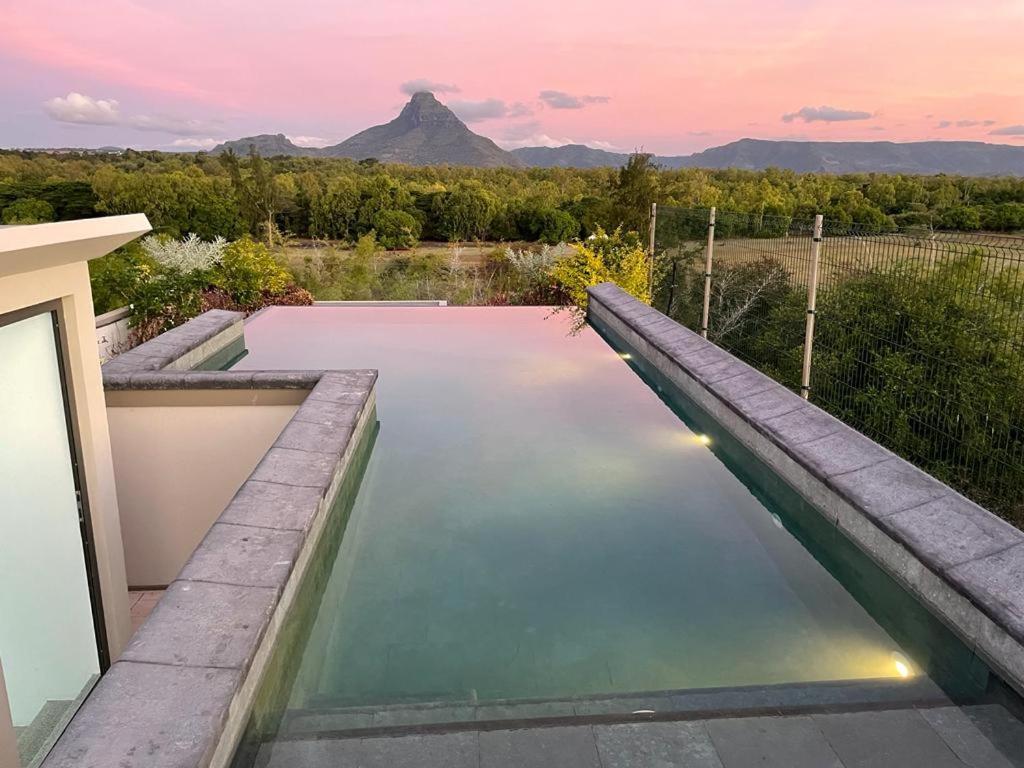 373 Wolmar Cosy And Modern Apartment- 200 Metres From The Beach And Supermarkets And Just Next To Domaine De Wolmar With Views Of Deers And Green Natural Park Flic-en-Flacq 외부 사진