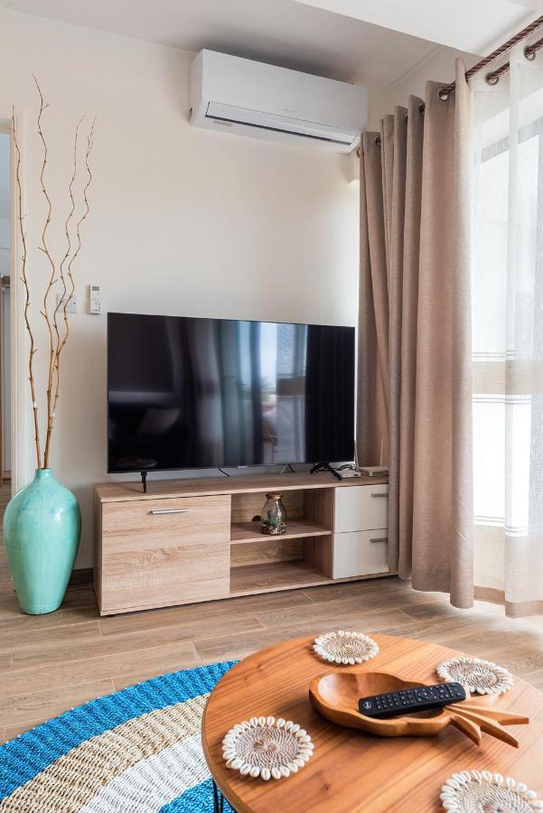 373 Wolmar Cosy And Modern Apartment- 200 Metres From The Beach And Supermarkets And Just Next To Domaine De Wolmar With Views Of Deers And Green Natural Park Flic-en-Flacq 외부 사진